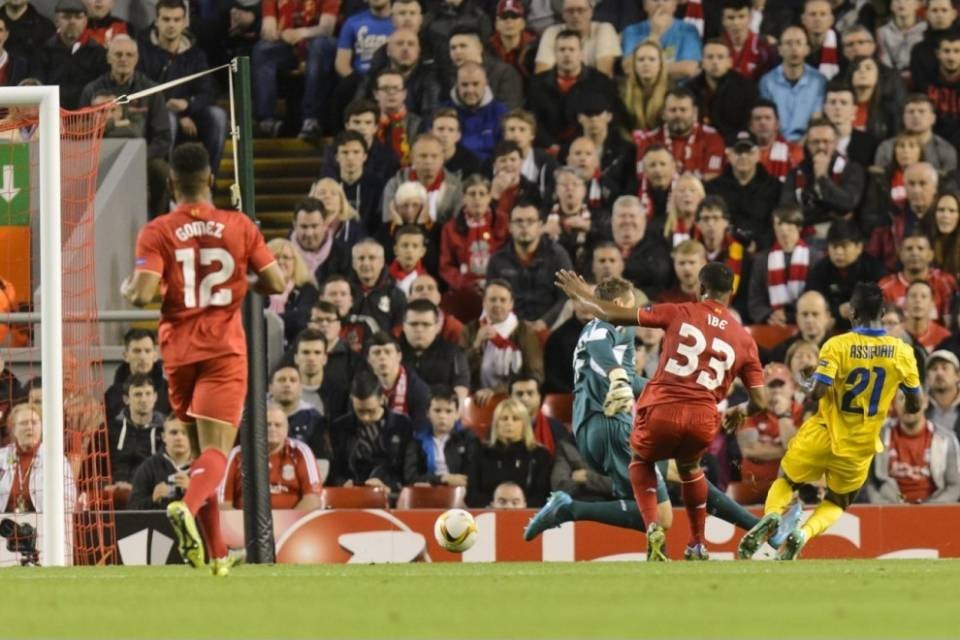 Il Sion soffre ma trova un bel pareggio a Liverpool