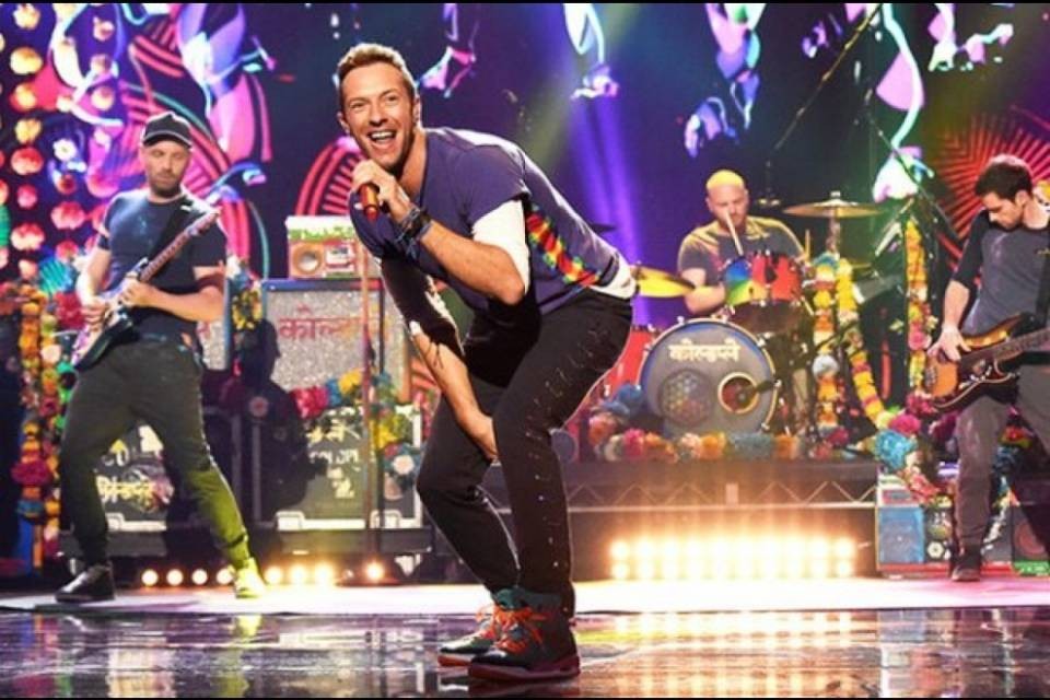 Coldplay: "stop ai tour finché non saranno eco-sostenibili"
