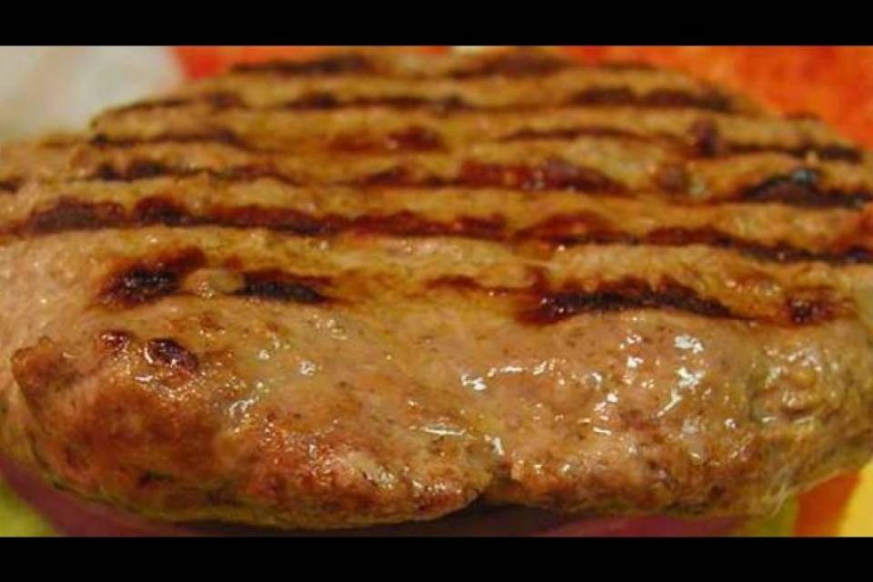"Non è sicuro che la carne rossa fa male alla salute"