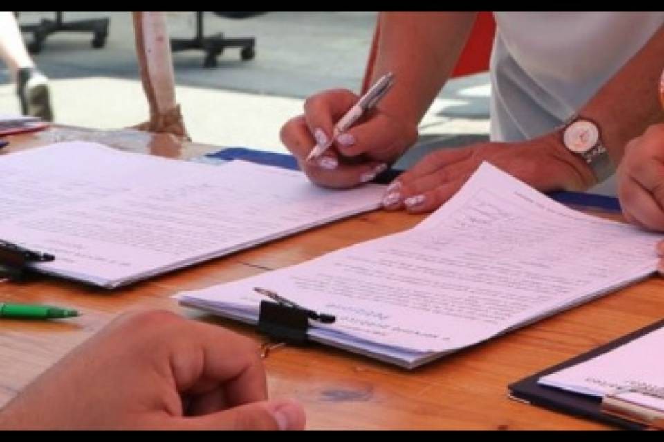 3'500 firme contro la RFFA