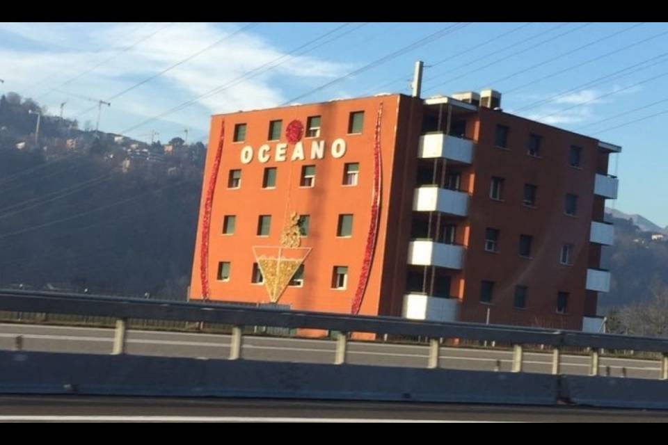 Le luci natalizie si fanno "hot" a Lugano