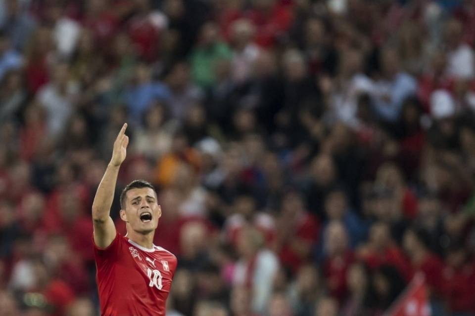 "Xhaka è stupido e falloso"