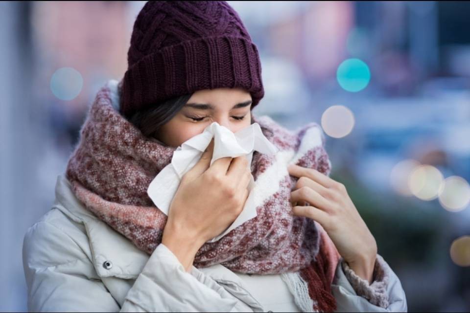 Test del coronavirus anche a chi ha i sintomi dell'influenza