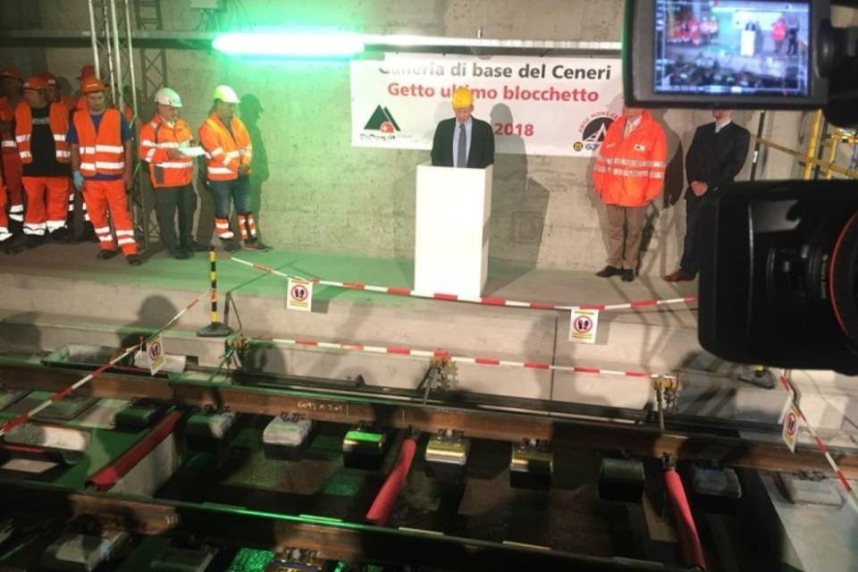 Incontro tra il Consiglio di Stato, AlpTransit e Armasuisse