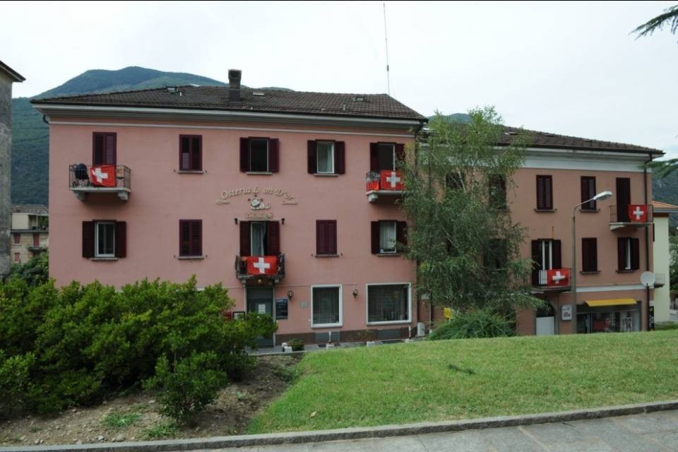 Ecco la lista degli alberghi che ospitano asilanti