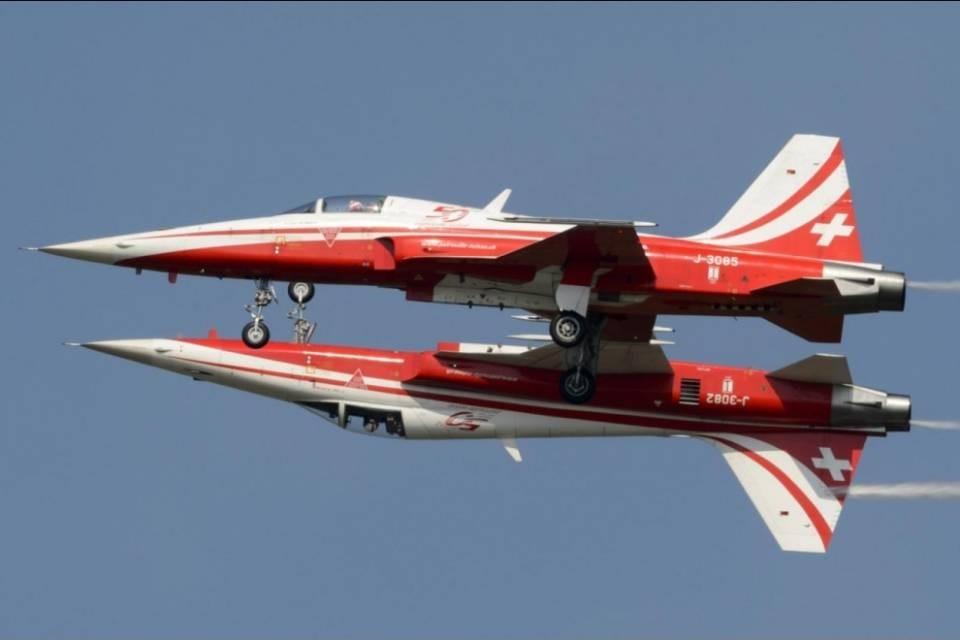 La Patrouille Suisse torna a volare