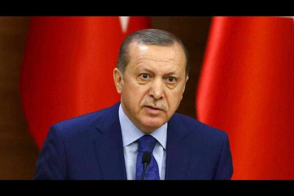 Turchia: "Sì alle spose bambine"
