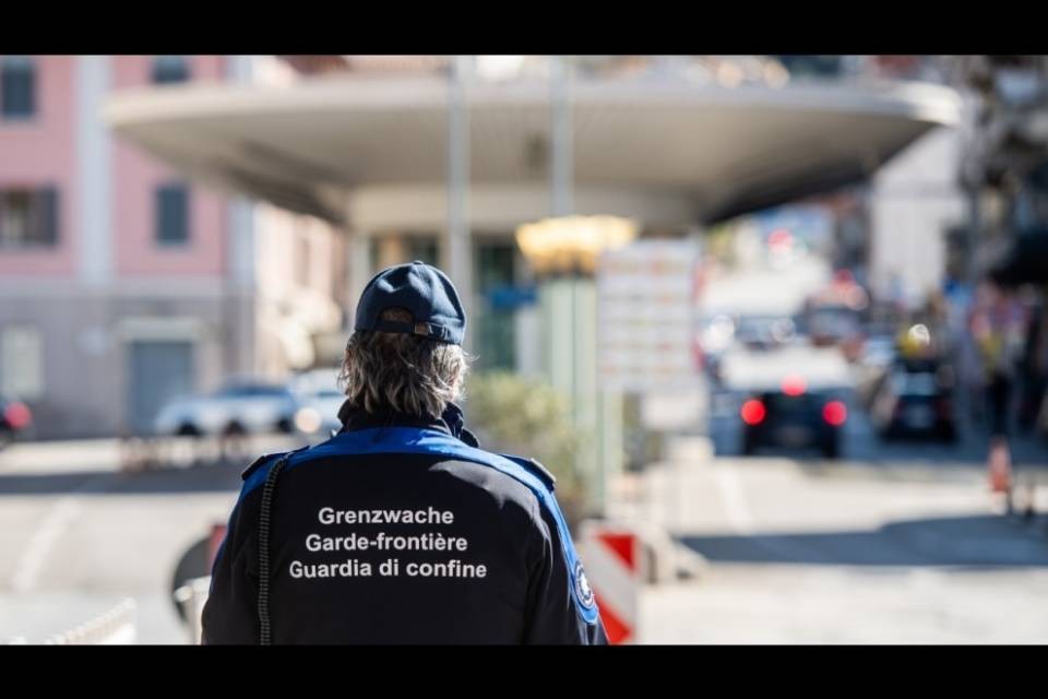 Il Consiglio federale risponde a Marchesi sulle frontiere