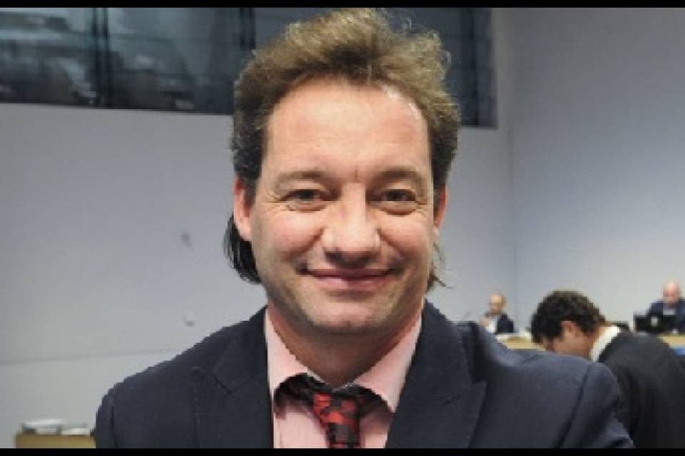 "La tredicesima a tutti gli apprendisti cantonali e parastatali"