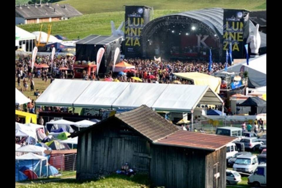 Open Air Lumnezia, indagini su possibile reato sessuale