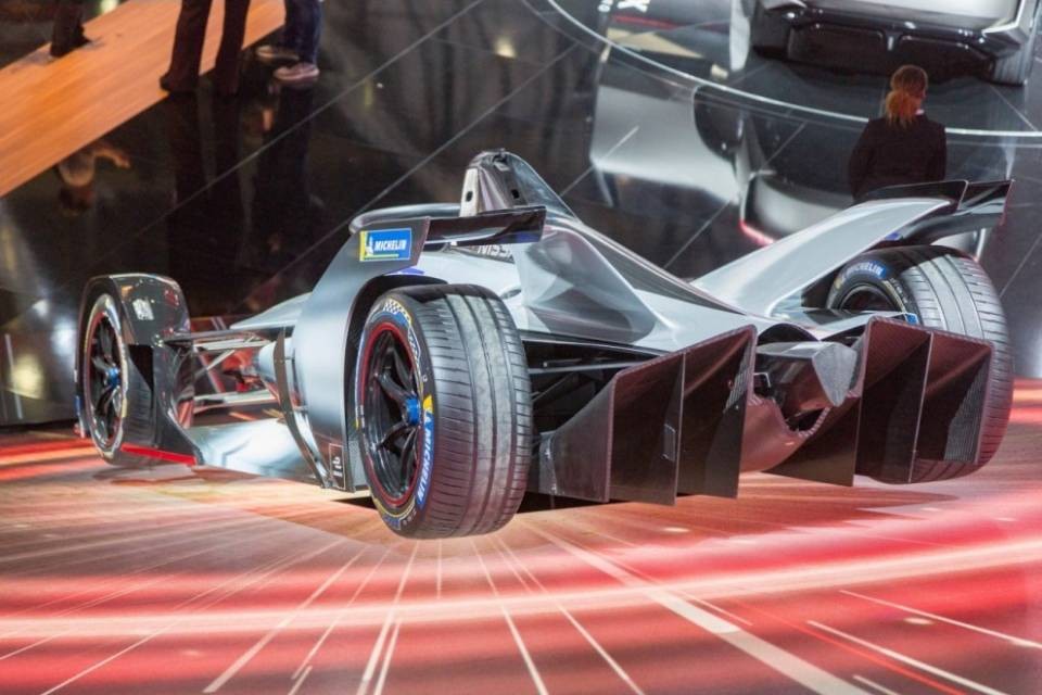 Nissan, novità elettrizzanti a Ginevra!