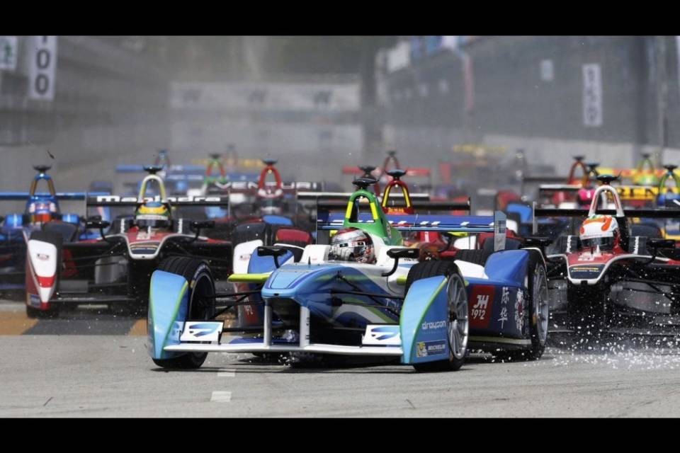 Formula E, il Municipio va avanti da solo
