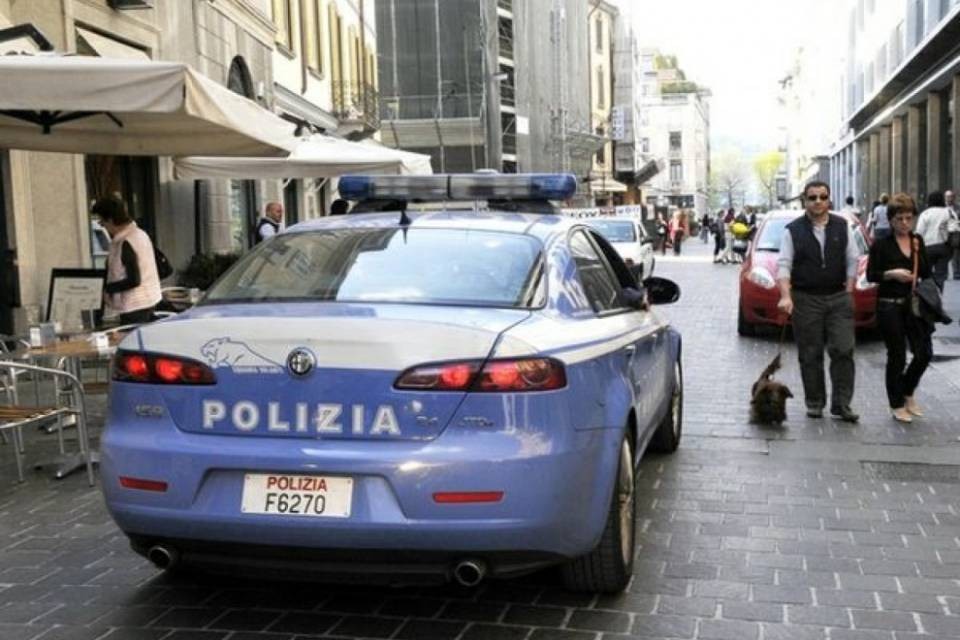 Passeggia per Como: controllato e arrestato
