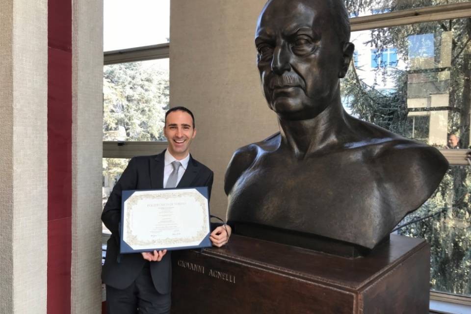 Daniele Forni insignito con il DynaMAT Thesis Prize