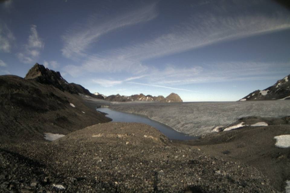 Il lago sul ghiaccio della Plaine Morte si è svuotato