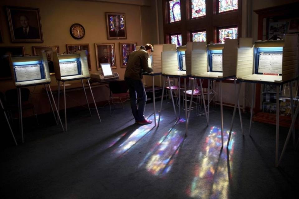 L'America al bivio: Clinton-Trump, tutto in una notte