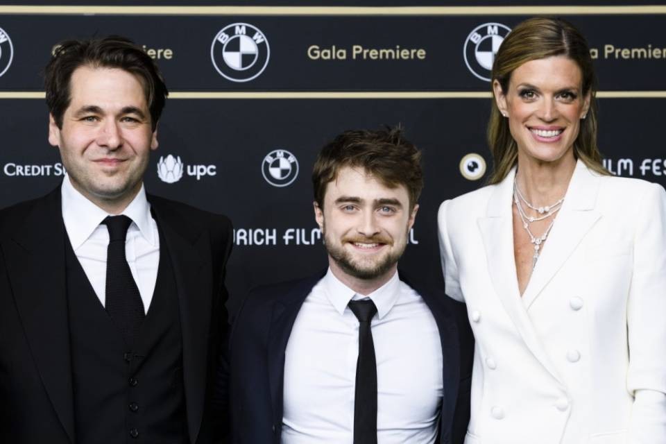 "Tagliamo i fondi al Zurich Film Festival!"