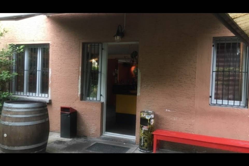 Intervento al Bar Tra: "Positivo l'incontro con la polizia"