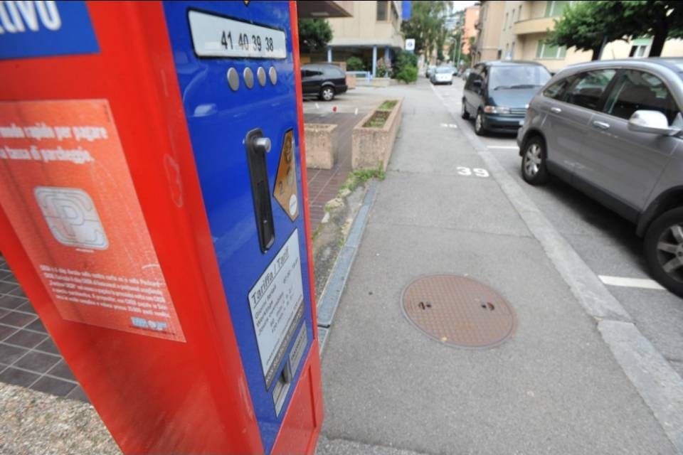 Lugano introduce il sistema di pagamento digitalizzato dei posteggi