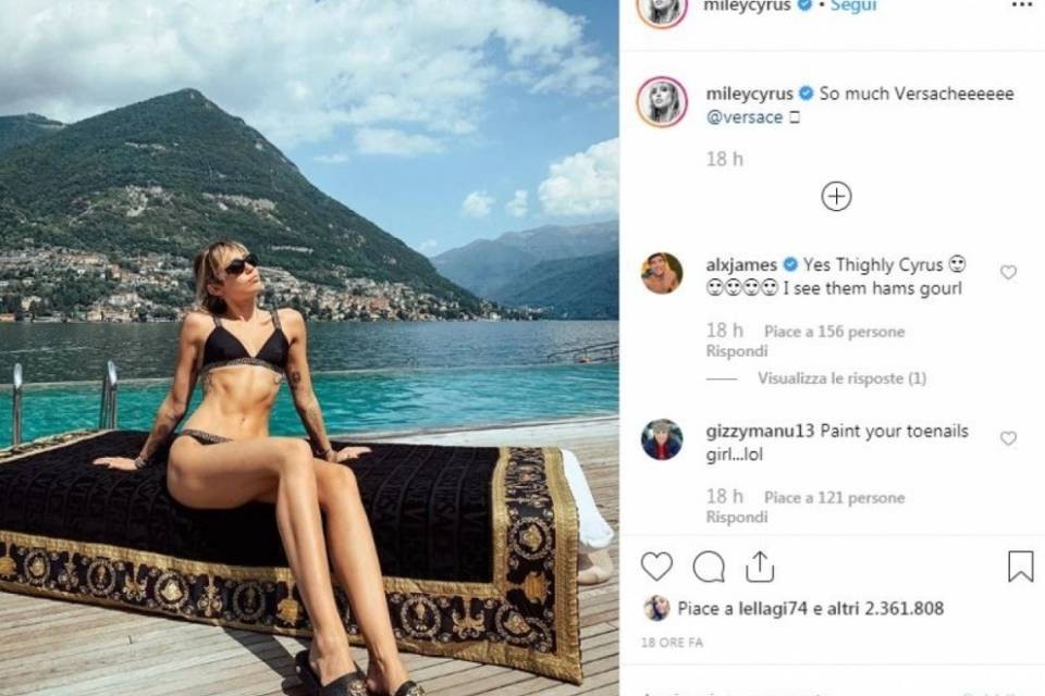 Miley Cyrus in vacanza sul lago di Como