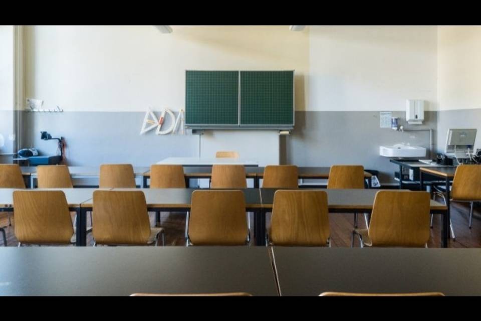 "La soluzione presa dal DECS è la più facile e sbrigativa"