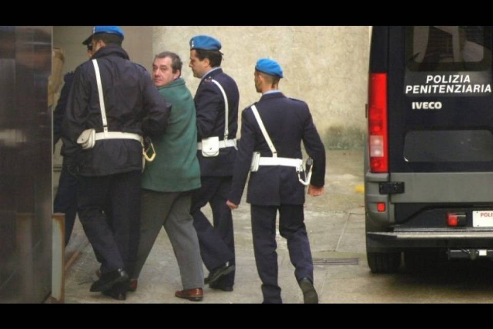 Azouz Marzouk torna in Italia e chiede soldi per interviste