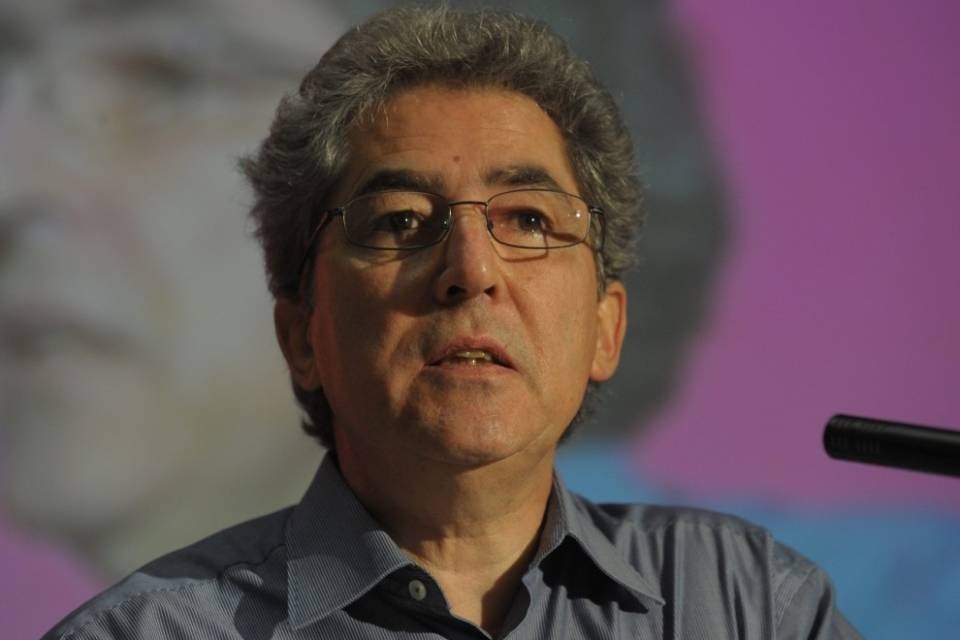"Ho l'auto taroccata, ahimè!"