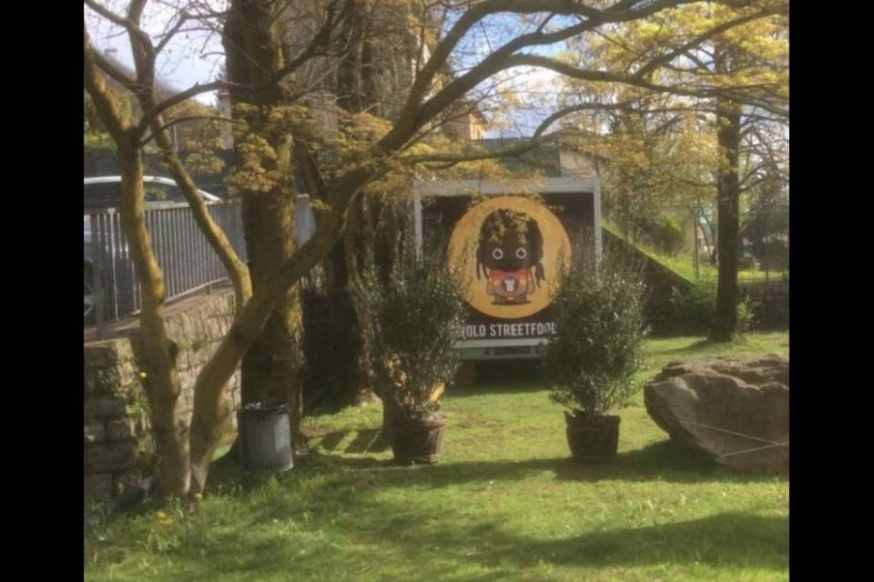 Il food truck di Ewolo ha riaperto a Vezia