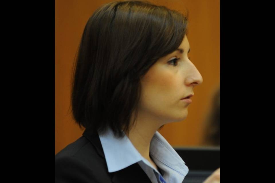 "Francesca Lanz si dimetta"