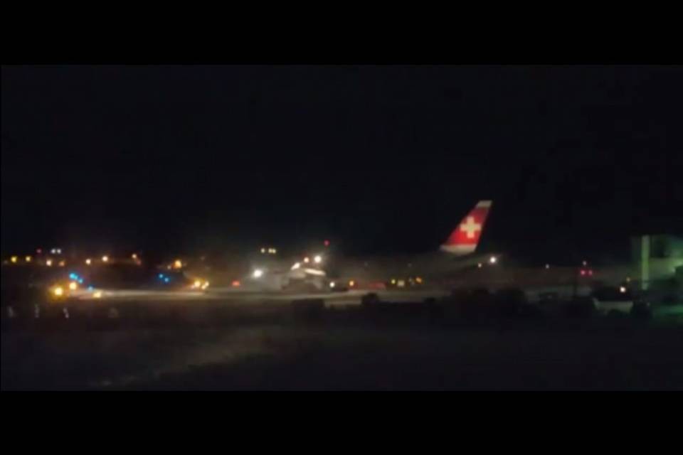 L'aereo Swiss è tornato a casa