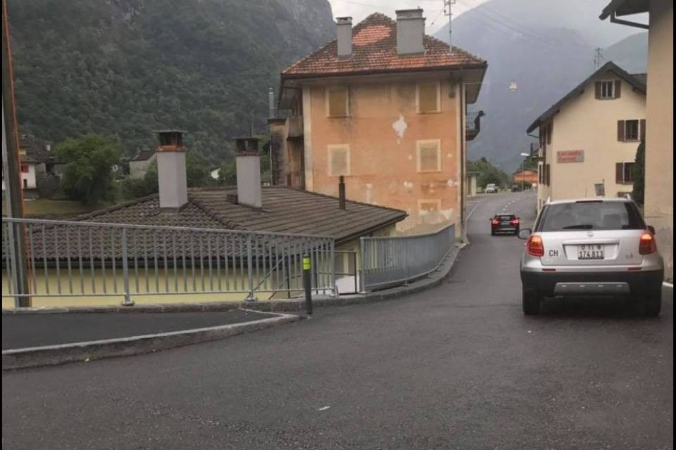 Il ponte di Bignasco? "Una trappola per topi"
