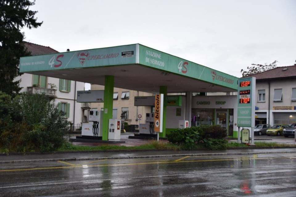 Rapinato un altro distributore di benzina nel Mendrisiotto
