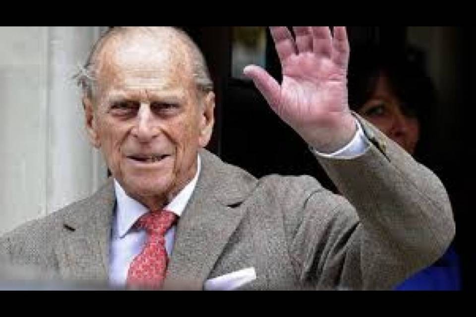 Checkup in ospedale per il principe Filippo: tutto ok
