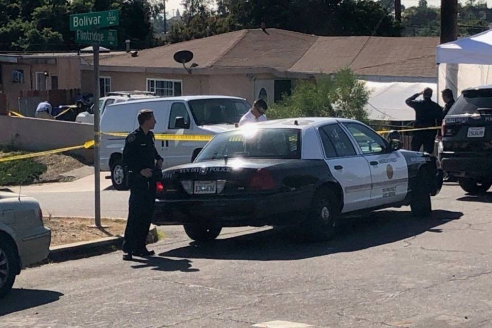 Strage a San Diego, uccide moglie e tre figli poi si spara