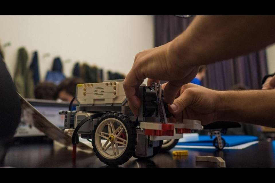 Torna in Ticino il torneo di robotica