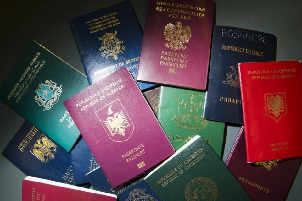 Apolidi, l'ONU critica la Svizzera per il sistema di riconoscimento