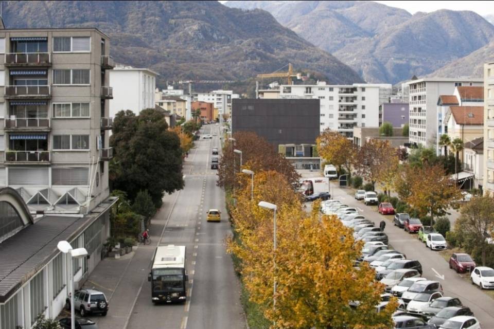 "Locarno città parcheggio?"