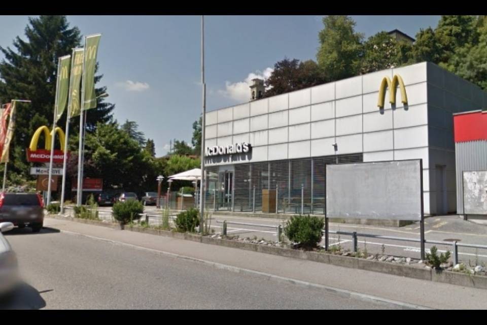 Spaccata al Mc Donald di Magliaso