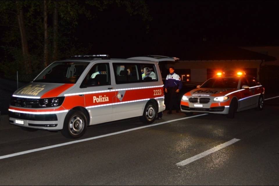 Origlio, donna perde la vita travolta da un'auto