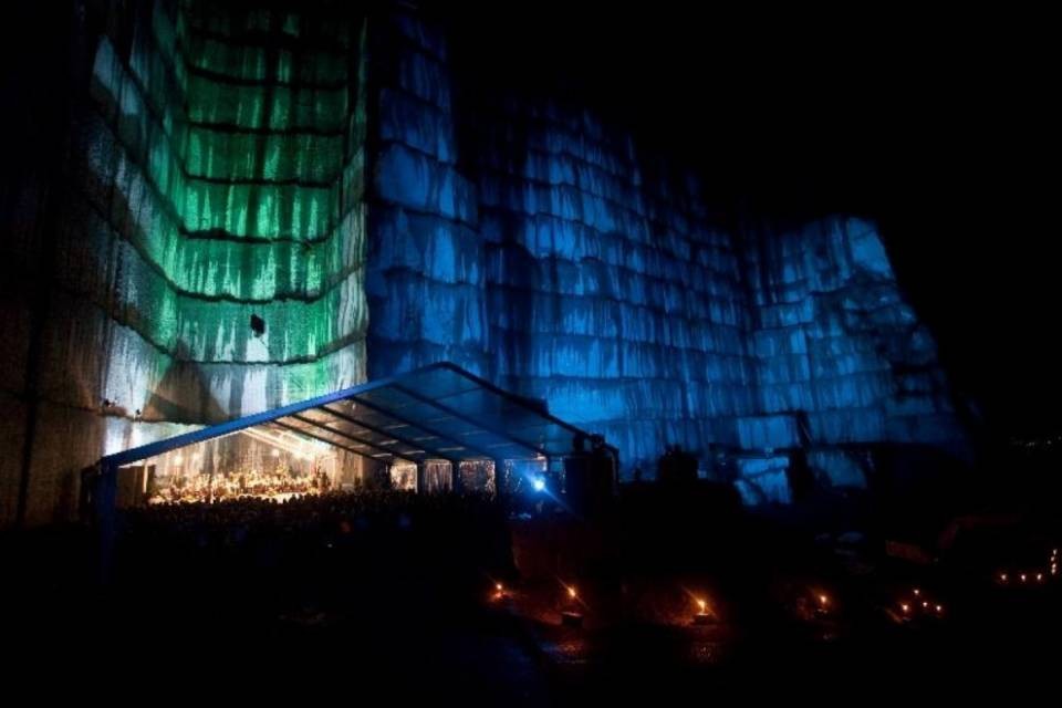 In oltre 2'000 per la Turandot in cava