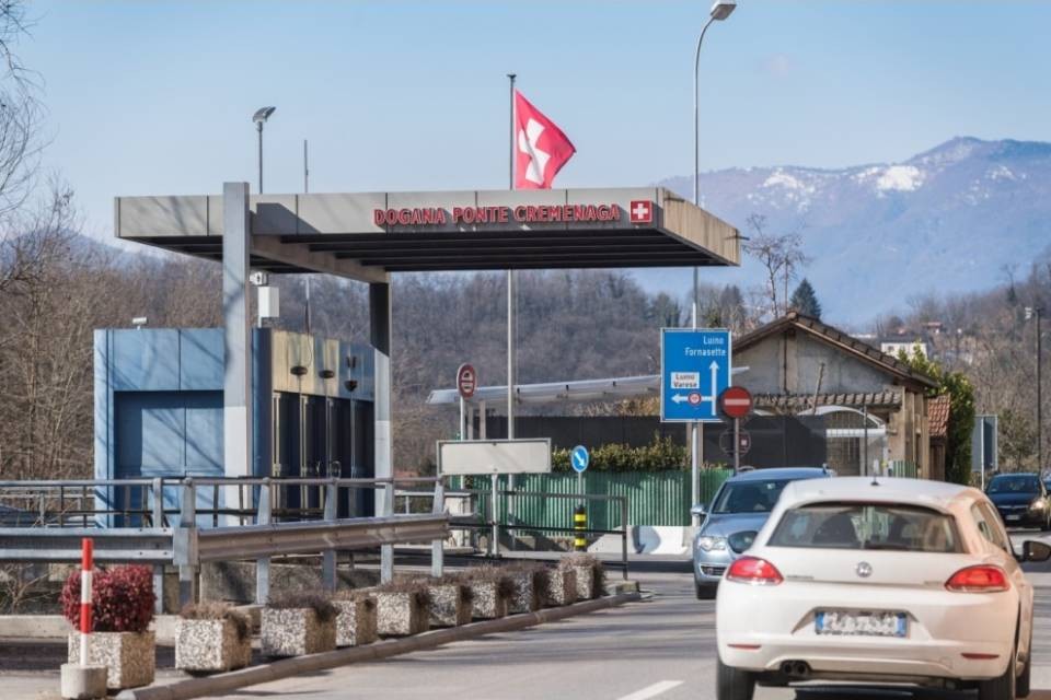 Da Lugano all'Italia per scaricare rifiuti: "È vergognoso"