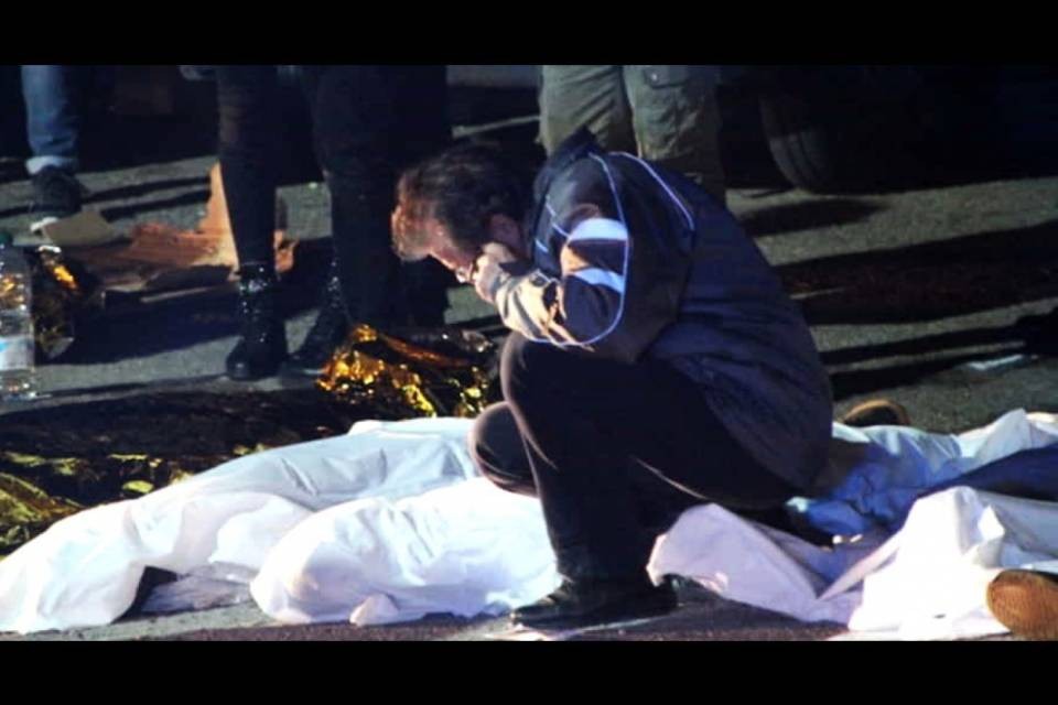 Tragedia al concerto, "Trovato gas urticante"