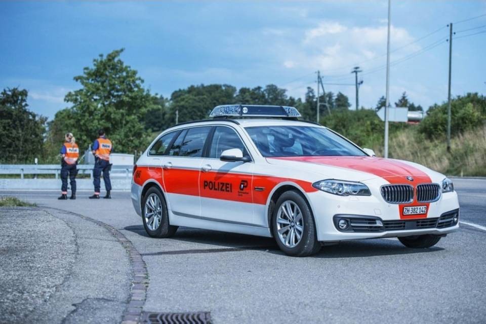 Esibizionista importunava bambini, fermato