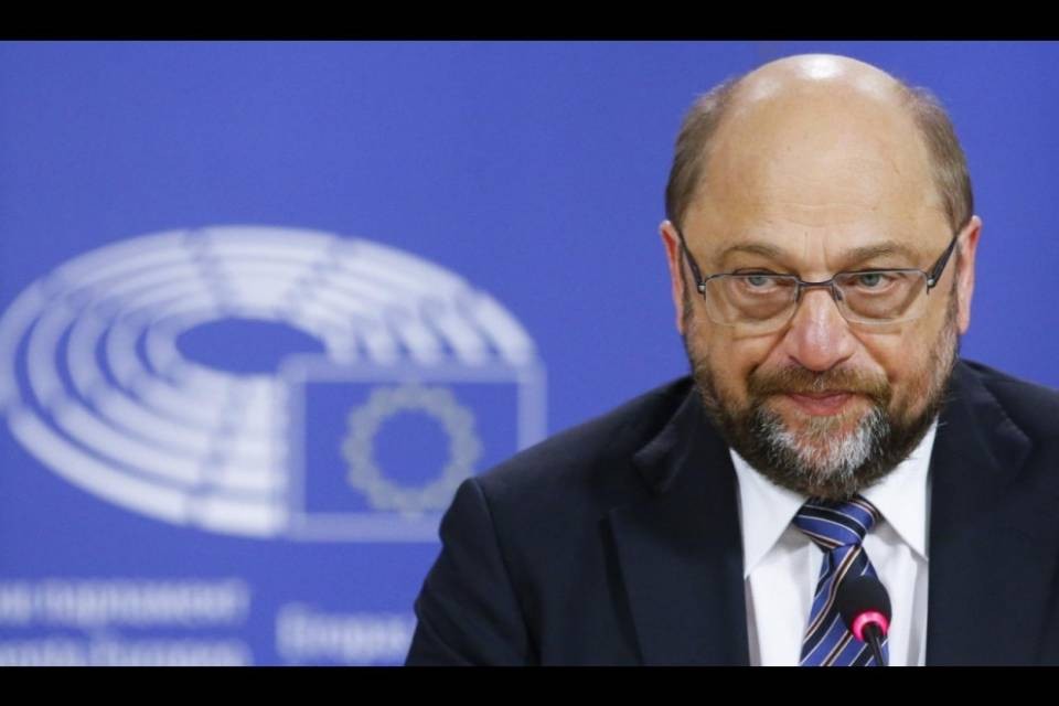 9 febbraio, Schulz per una "soluzione transitoria"
