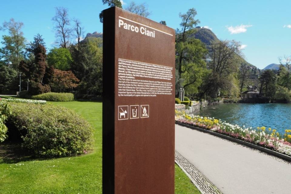 Nuova segnaletica al Parco Ciani