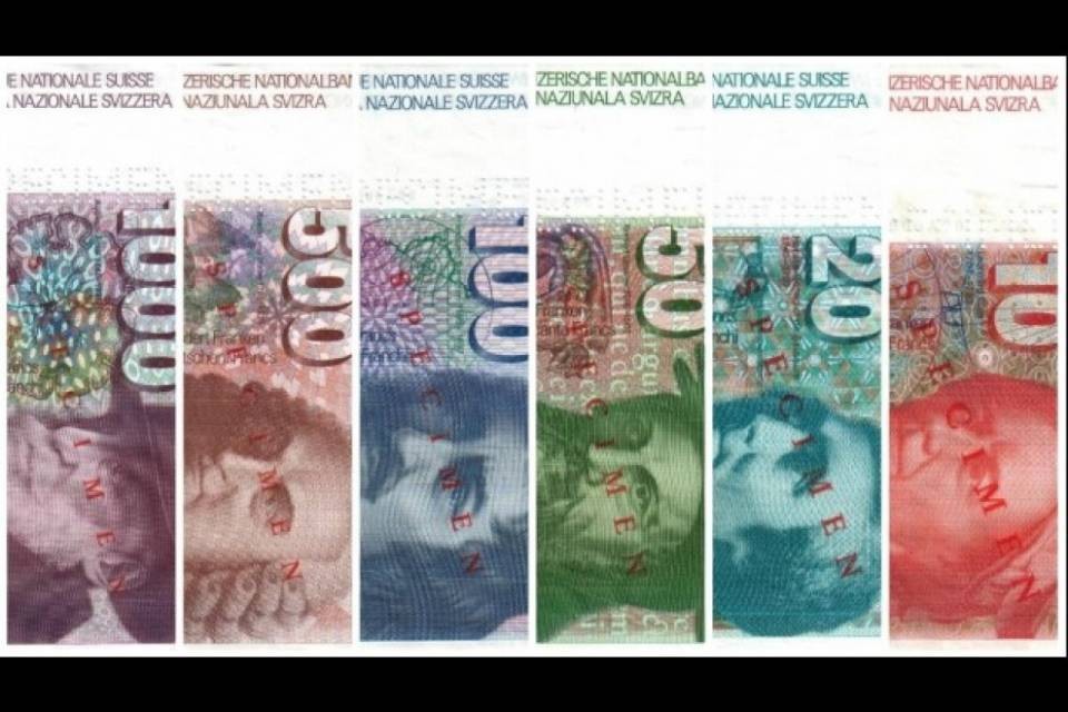 Il termine di cambio delle vecchie banconote va soppresso