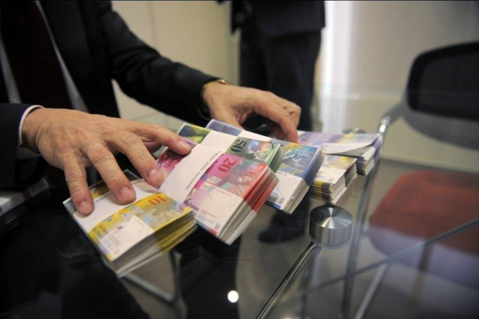 "No a salari esagerati per i manager pubblici"