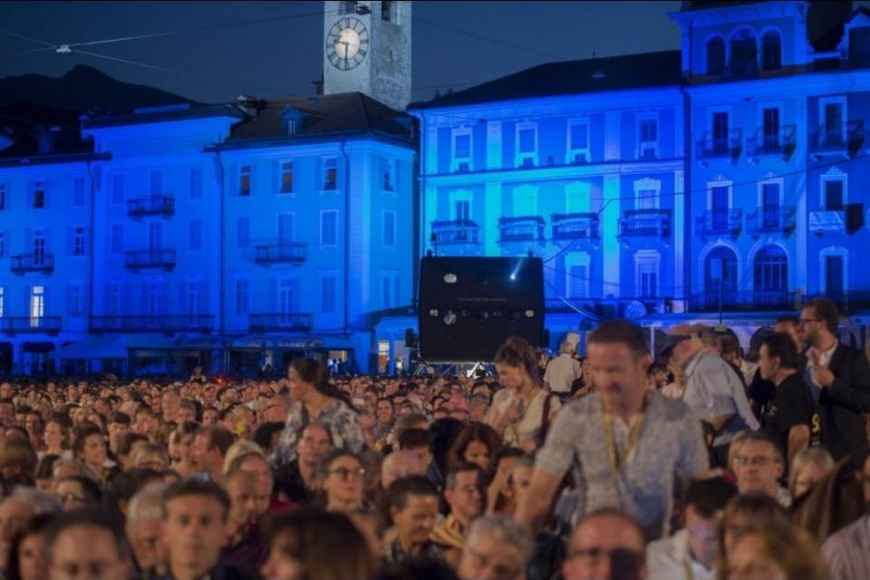 "Piazza Grande aperta fino alle 5 di mattina"