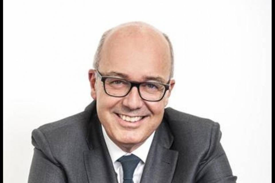 Un ticinese alla testa di Falcon Bank