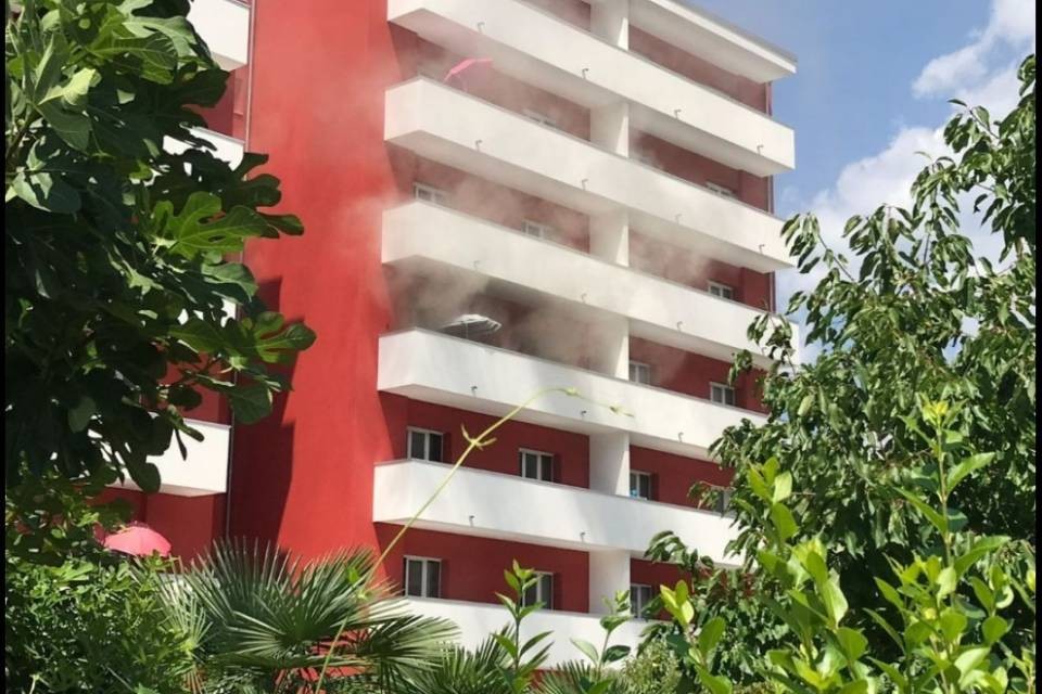 Incendio nel locale caldaia a Giubiasco, sei persone intossicate